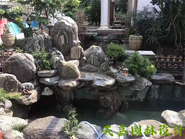 四川小型庭院假山鱼池